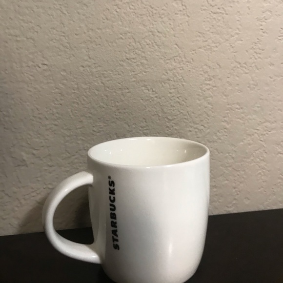 2017 Starbucks Green and White Mug - Picture 2 of 4